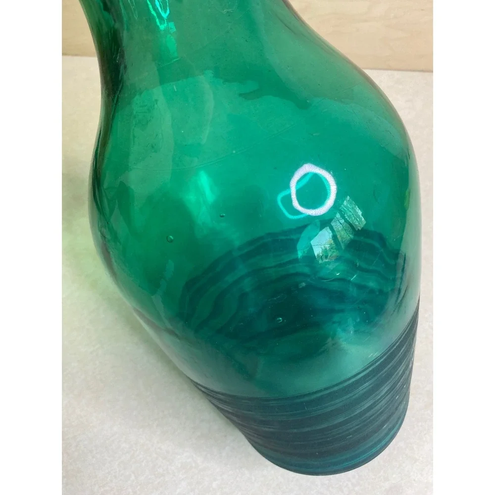 Beautiful Large Glass‎ Vase Emerald Green Hand Blown Made in Spain 12in Decorate